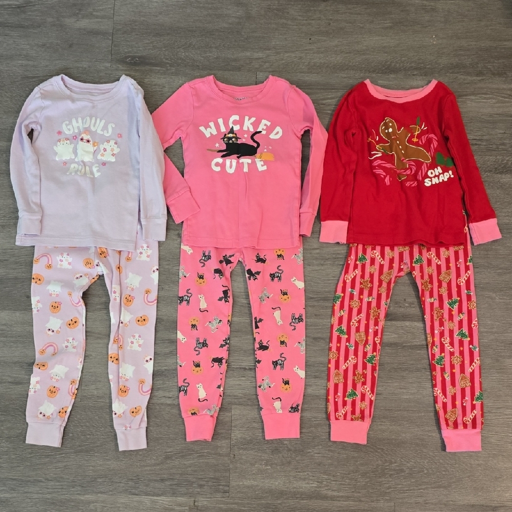Old Navy Girls' Pink, Light Purple & Red Holiday Pajama Trio